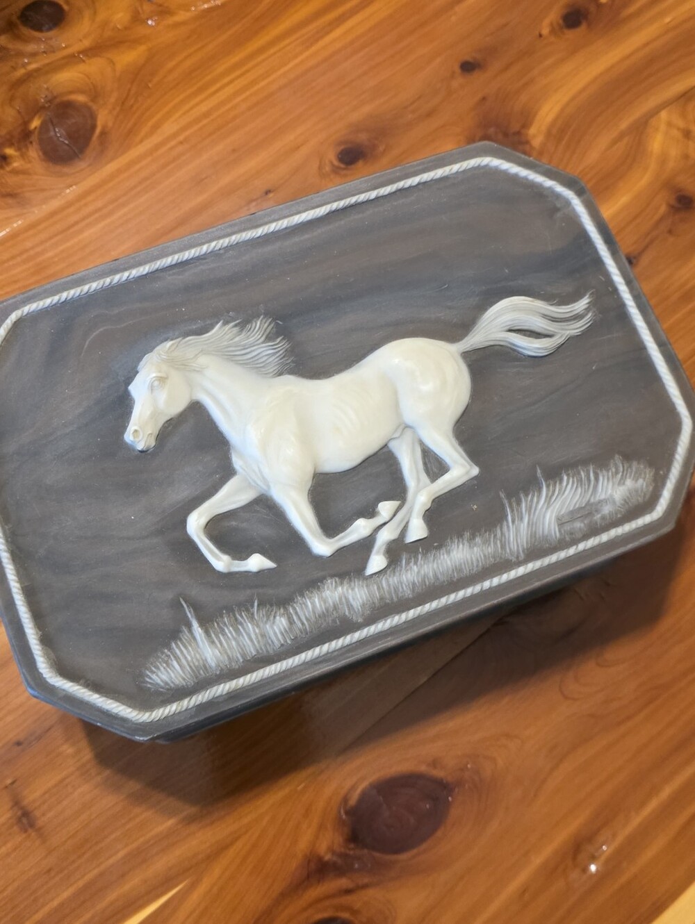 Vintage INCOLAY STONE Jewlery BOX